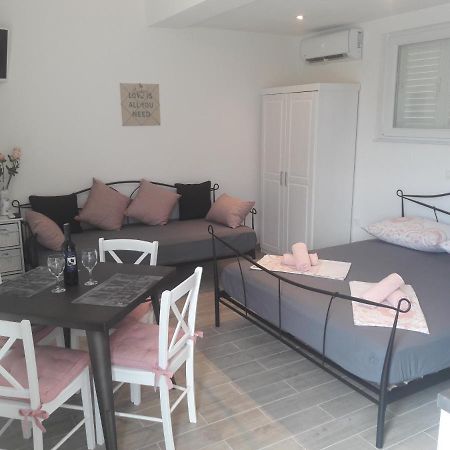 Nessa & Meli Lägenhet Makarska Exteriör bild